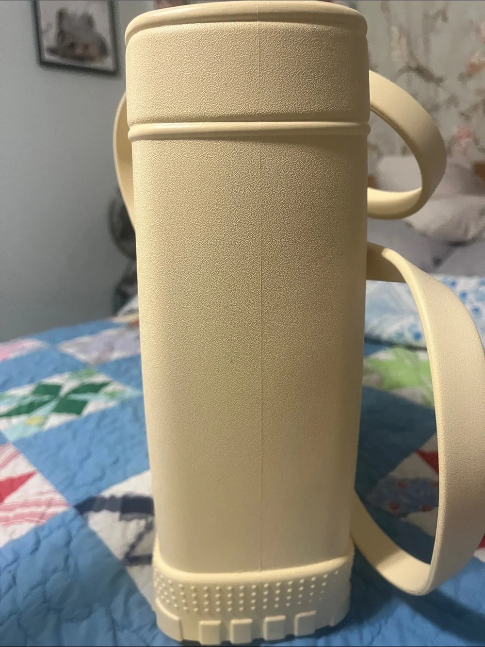 NWOT CROCS Classic Medium Yellow Tote Bag